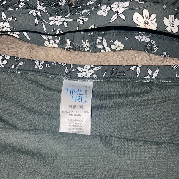 Olive green floral bikini with ruffles - Picture 2 of 3